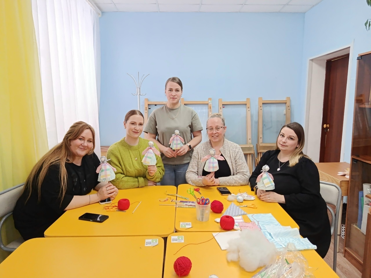 Традиционная народная кукла Масленица своими руками