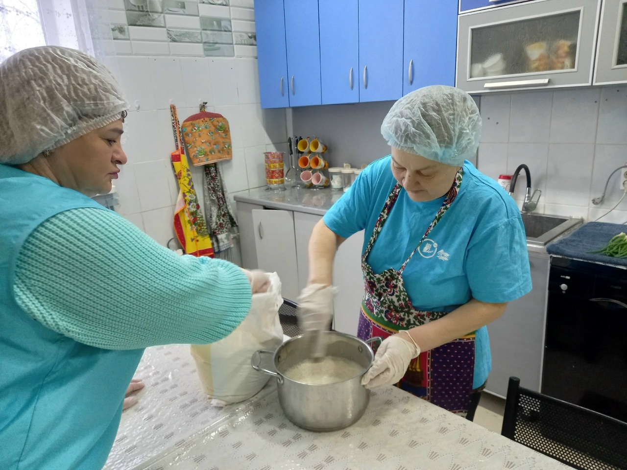Хороший праздник есть на Руси и название у него вкусное – Масленица, которая всегда сопровождается угощением – блинами.