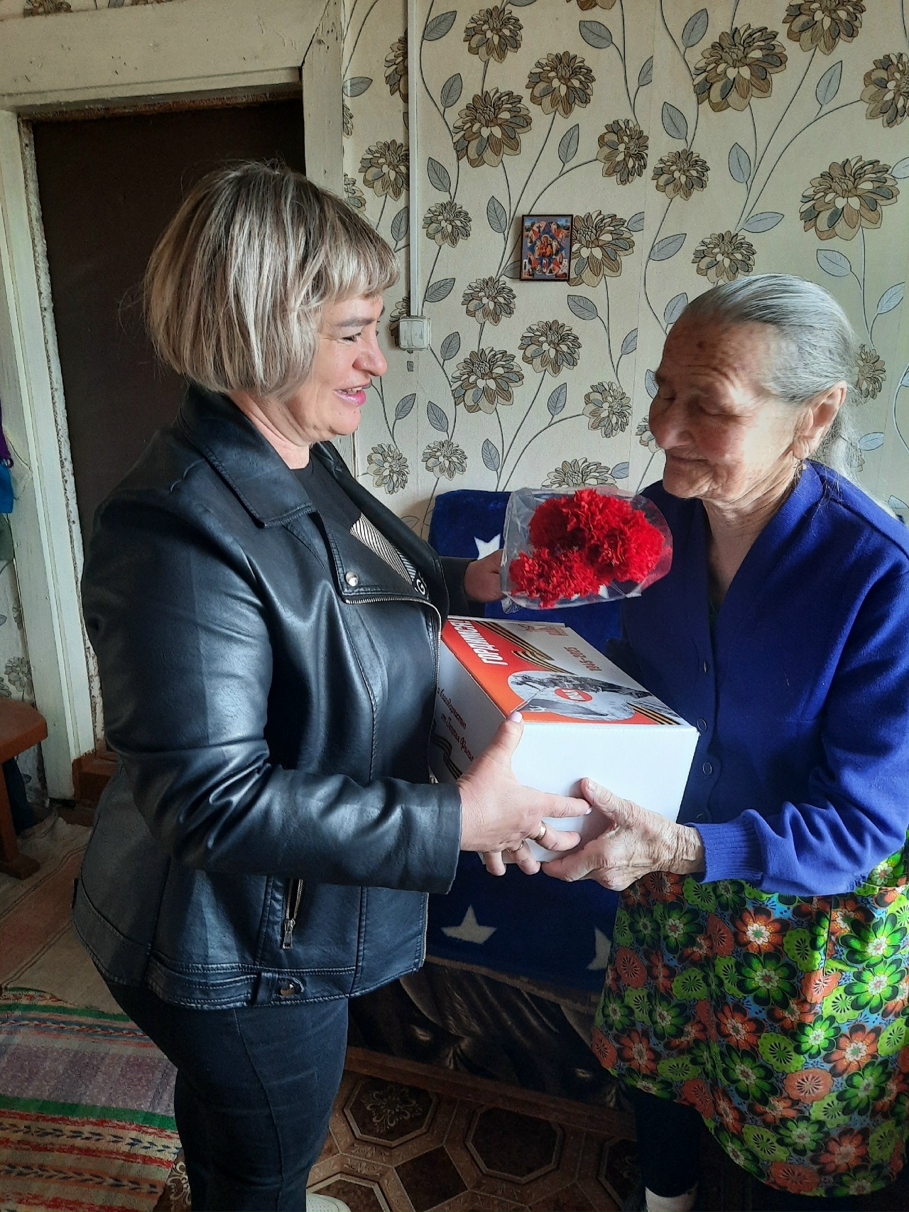 Продолжаем рубрику "Работа социального участкового: забота о людях рядом"